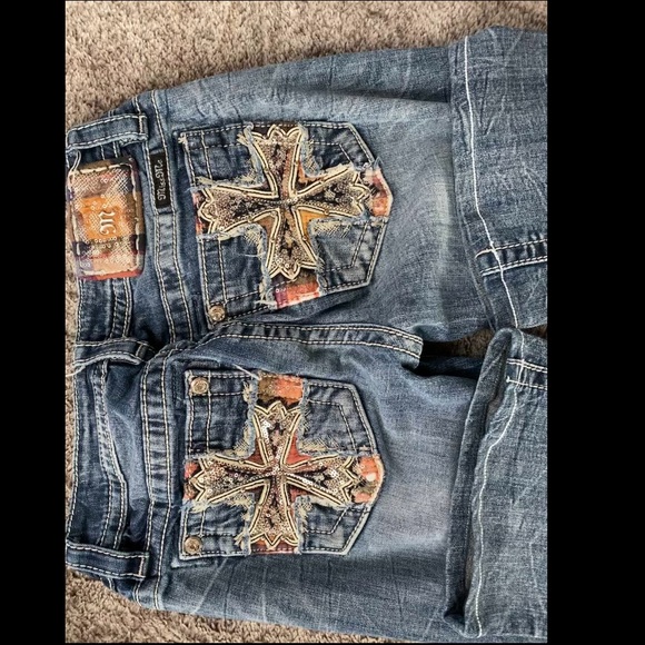 Miss Me Mid-Rise Boot Cut Jeans - Picture 1 of 5